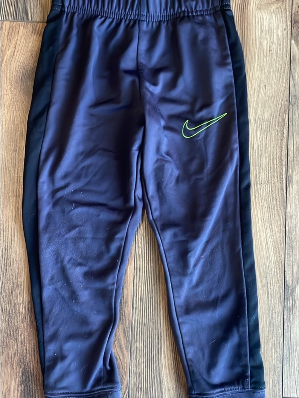 Nike Kids Track Jacket & Pants Set - Picture 5 of 6
